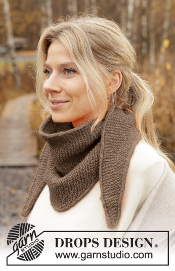 234-79e Cantaloupe Shawl