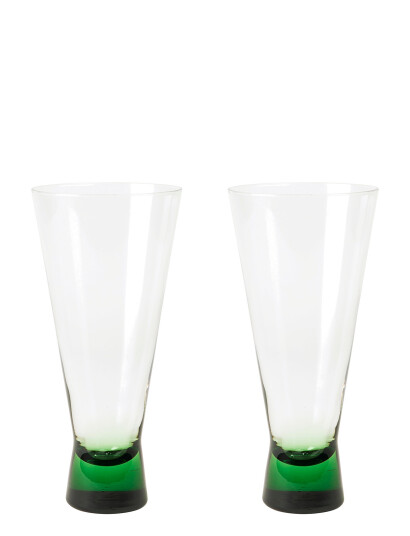 Broste Copenhagen Konus Cocktail Glass - Green - 25 CL Broste Copenhagen Konus Cocktail Glass - Green - 25 CL