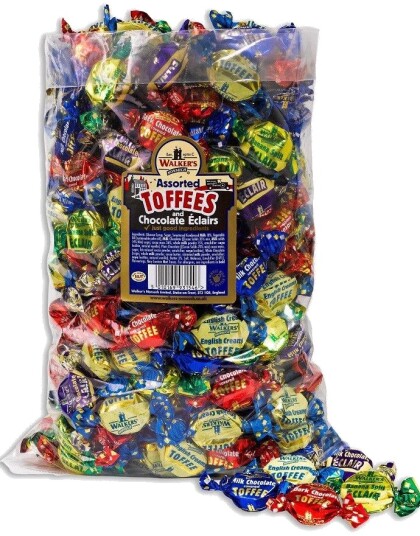 2,5 kg Walkers Assorted ToffeeStor pose