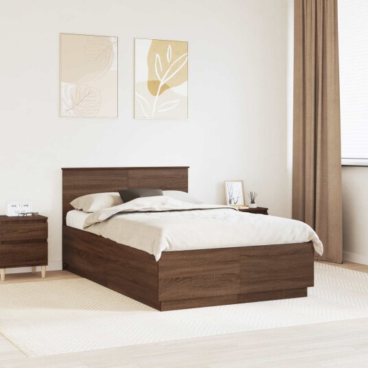  Sengestamme med hodegjerde Brun Eik 135 x 190 cm Konstruert tre