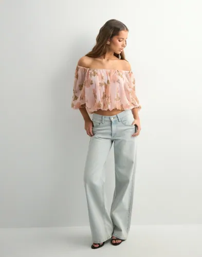 Nelly   Blomstrete   Floral Bouquet Blouse