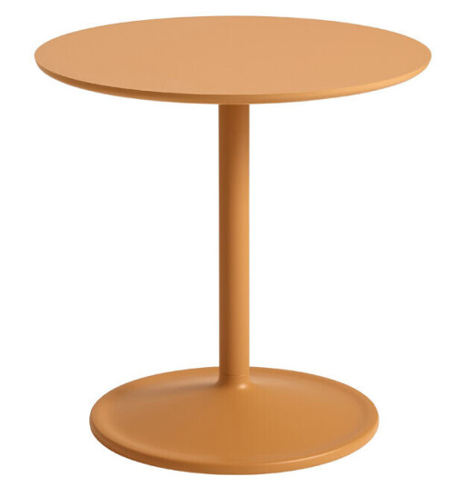 Muuto Soft sidebord Ø 48 cm Orange laminate H: 48 cm