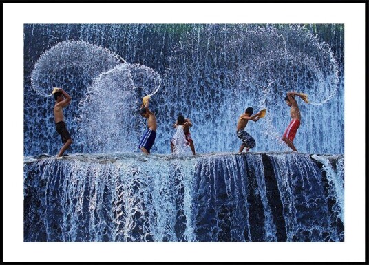 Playing with splash Plakat / 70x100cm