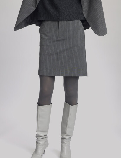 Gestuz Joellegz Mel. Pinstripe Mw Skirt - Grey - 42 Gestuz Joellegz Mel. Pinstripe Mw Skirt - Grey - 42