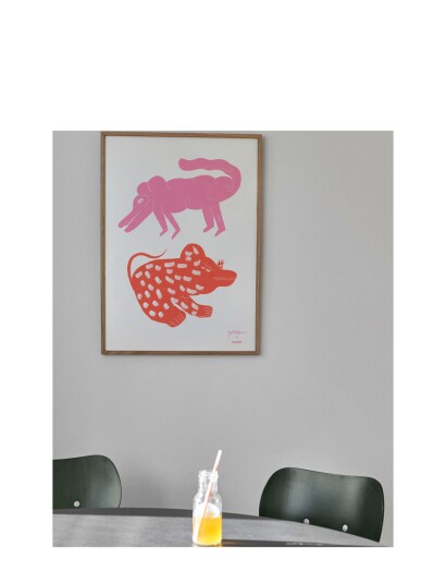 Mado Two Creatures Pink / Red 50x70 Multi Patterned 50x70cm