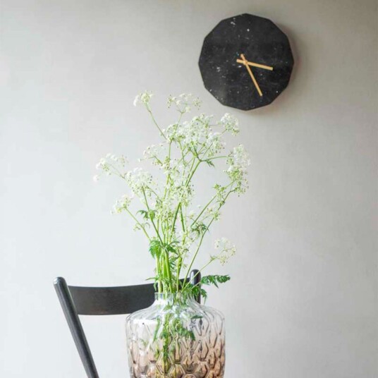 Hemverk Marble Nero Veggklokke 702917103028