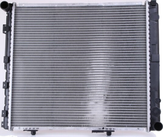 Radiator NISSENS 62693A