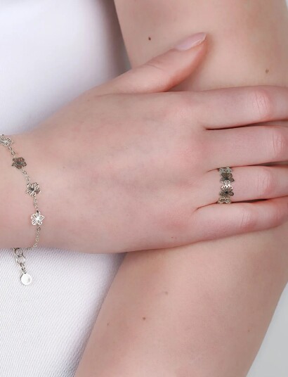 SNÖ of Sweden Flora Daisy Ring Plain S One Size   Silver   ONE SIZE