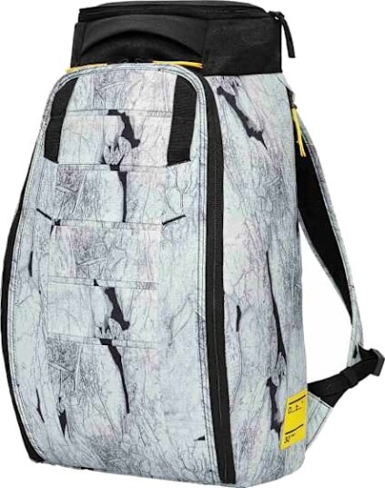 Db Hugger Backpack 30L basalt white Db Hugger Backpack 30L basalt white