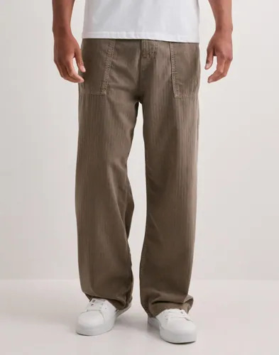 Que Sera Sera William Workwear Pant Cargobukser Brun