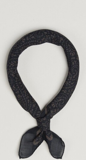 Massimo Alba Cashmere/Silk Bandana Navy Massimo Alba Cashmere/Silk Bandana Navy