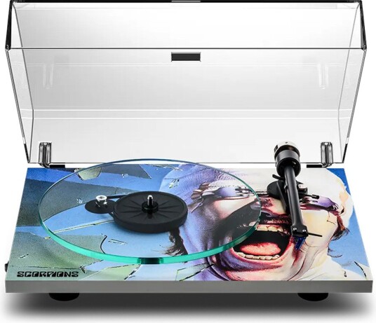 Pro-Ject Scorpions Turntable Platespiller med Pick it 25Ar pickup