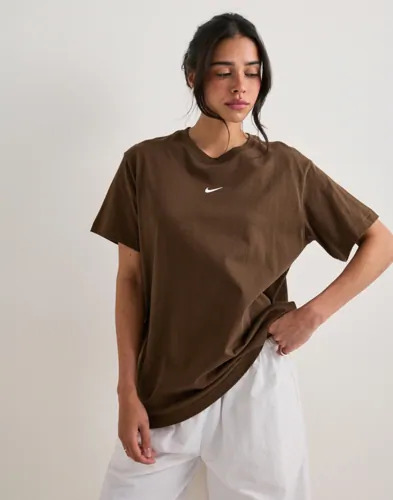 Nike   Brun   W Nsw Classic Ss Tee