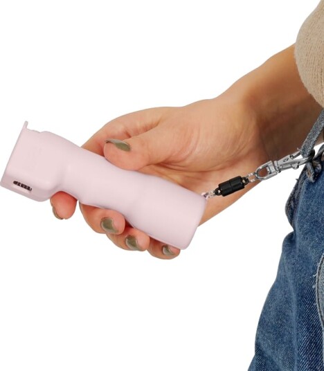 Plegium Smart Forsvarsspray med Bluetooth Plegium Smart Forsvarsspray med Bluetooth