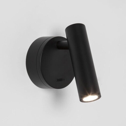 Astro Lighting Enna Surface vegglampe 4,5W LED - Matt Svart Astro Lighting Enna Surface vegglampe 4,5W LED - Matt Svart