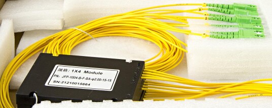 Televes 233960 Optisk fordeler PLC M dual window 4 veis Antenneutstyr