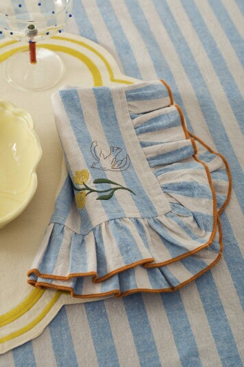 Ellos Home Servietter Elly Classic Stripe i resirkulert halvlinne 2 pakning Blå