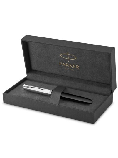 Parker 51 Fountain Pen  Svart Barrel with Chrome Trim  Fine Nib with Svart Ink Cartridge  Gift Box