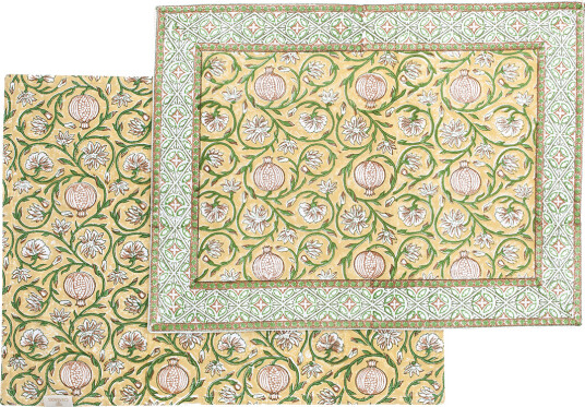 Tangier Pomegranate spisebrikke 37x50 cm 2 pk butter yellow Tangier Pomegranate spisebrikke 37x50 cm 2 pk butter yellow