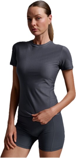 2xu Women"s Wonderluxe Fitted Tee India Ink/india Ink S