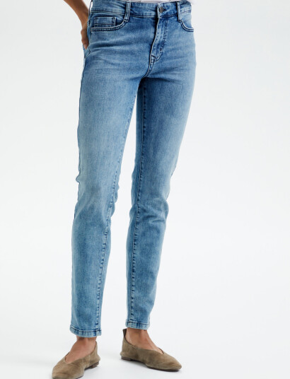 Saint Tropez Mollysz Mw Slim Jeans - Blue - 26 Saint Tropez Mollysz Mw Slim Jeans - Blue - 26