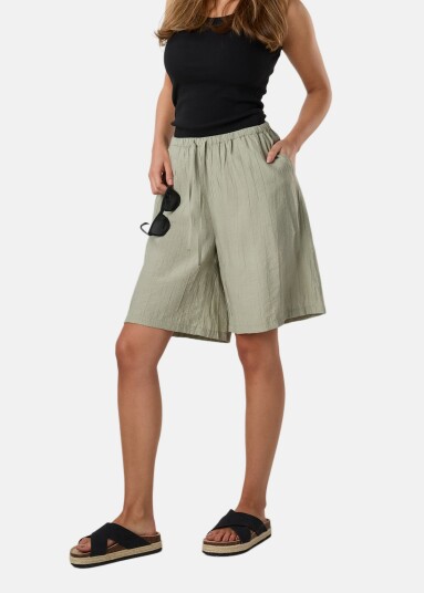 Savannah Crinkle Bermuda Shorts W Savannah Crinkle Bermuda Shorts W