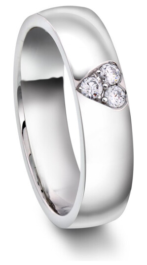Moments by Pan Jewelry, Diamantring Beloved i 585 hvitt gull med hjerte 0,12 CT | 5 mm bredde