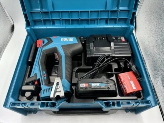 Novus Novus J 550 Metabox Batteristiftemaskin