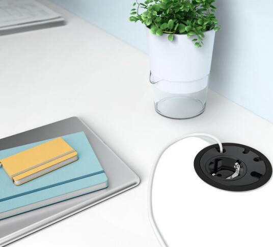 LOOP IN 80 mm Schuko stikkontakt med 2M kabel, sort