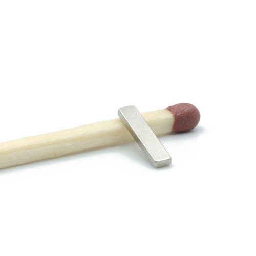 Blokk magnet 10 x 2 x 1 mm | Tynn magnet plate til mange bruksområder