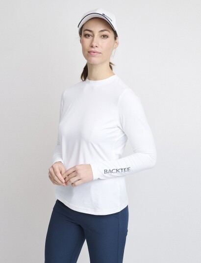 BACKTEE Ladies First Skin Round Neck White M BACKTEE Ladies First Skin Round Neck White M