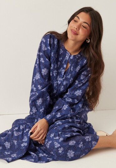 Bubbleroom Smock Midi Dress   Navy   32 34