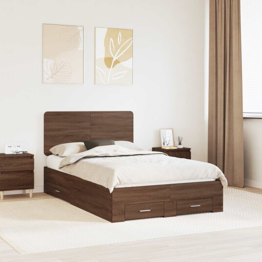 Sengestamme med hodegjerde Brun Eik 135 x 190 cm Konstruert tre