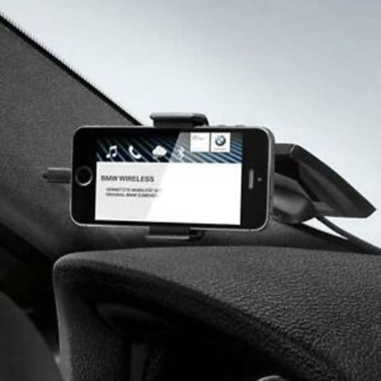 BMW Originaldeler Telefon holder Lightning
med lademulighet 65902352227