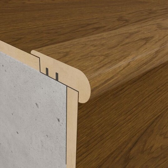 North Wood Trappenese Finert Med Brakett Eik B: 66mm L: 2420mm T: 21mm Brun
