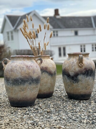 Filipiniana Terracotta vase