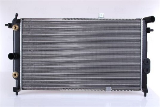 Radiator NISSENS 630641