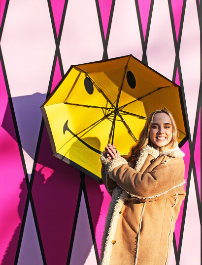 Suck UK Smiley Umbrella - Yellow - 25X5X5CM Suck UK Smiley Umbrella - Yellow - 25X5X5CM