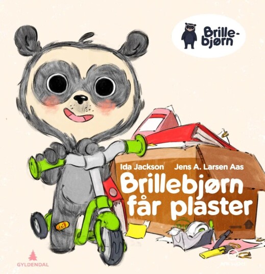 Brillebjørn Får Plaster Av Ida Jackson