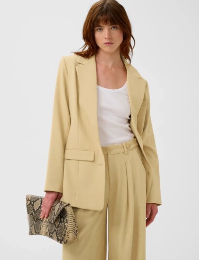 Gestuz Gzstacy Blazer Beige 40 Gestuz Gzstacy Blazer Beige 40