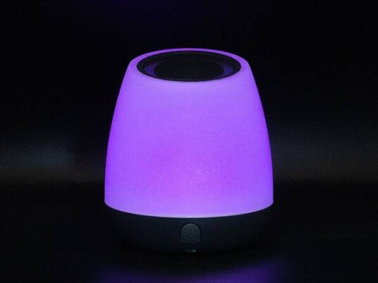 Bluetooth Høyttaler med LED-Lys - Oppladbar md Fargeskiftende Led-Lys Bluetooth Høyttaler med LED-Lys - Oppladbar md Fargeskiftende Led-Lys