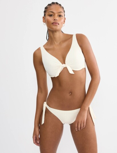 Triumph Summer Dune W Cream B x 44 Triumph Summer Dune W Cream B x 44