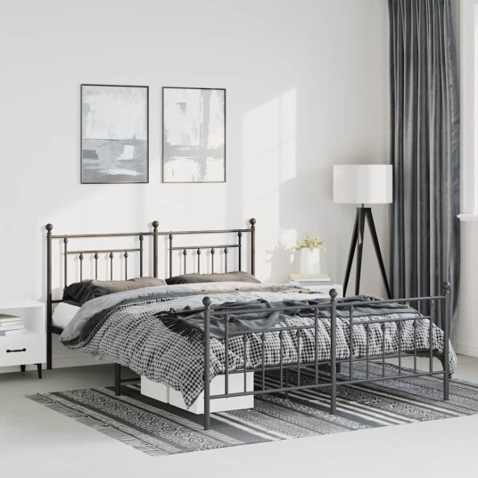 vidaXL Sengeramme i metall med hode- og fotgavl svart 135x190 cm 8720845883348 vidaXL Sengeramme i metall med hode- og fotgavl svart 135x190 cm 8720845883348