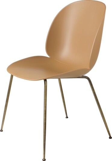 Gubi Beetle Spisestol Konisk Base Antikk Messing/Amber