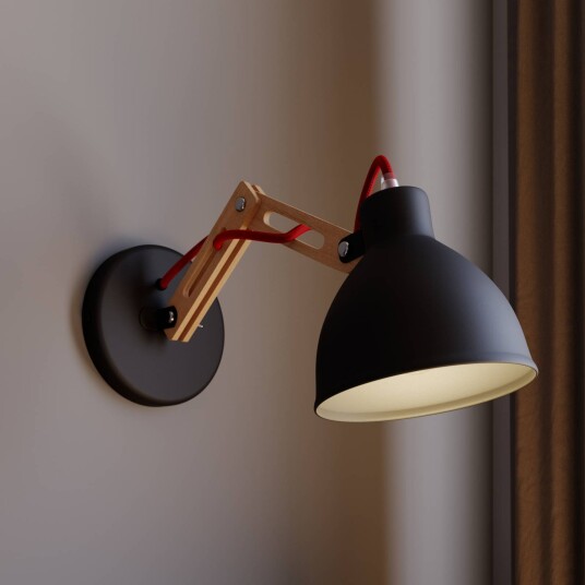 Lamkur Vegglampe Skansen justerbar trearm svart