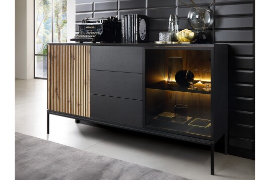 Klinkerville Lavt Vitrineskap Display med belysning 39 cm dybde Svart Klinkerville Lavt Vitrineskap Display med belysning 39 cm dybde Svart