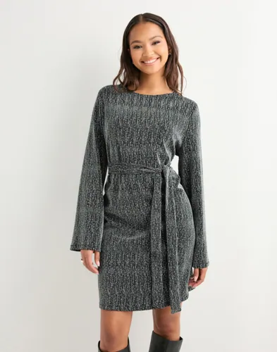 Pieces Svart Pcmaeve Ls Rev. Dress Jrs