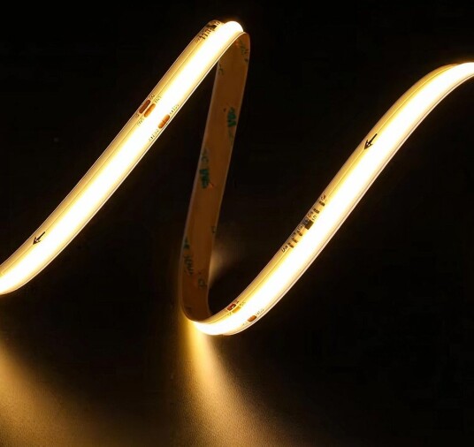 10m 12W/m COB LED strip IC løpelys 24V DC løpelys 120 LED per meter Kulør : Varm