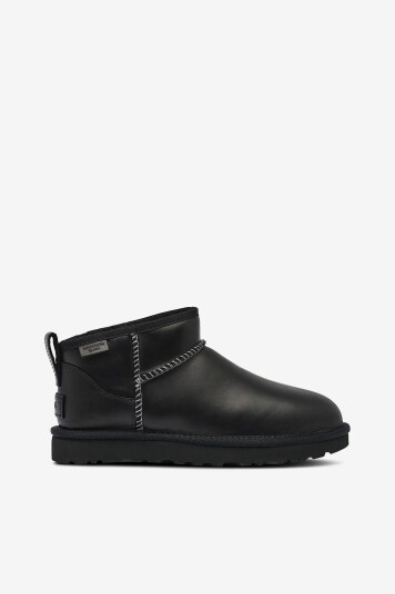 UGG Boots W Classic Ultra Mini Svart UGG Boots W Classic Ultra Mini Svart