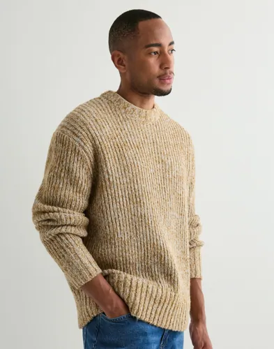 Selected Men Slhchicago Ls Knit Relaxed Crew Nec Strikkegensere Beige